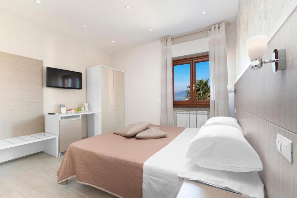Bed and Breakfast Sorrento Relax E Sea Экстерьер фото